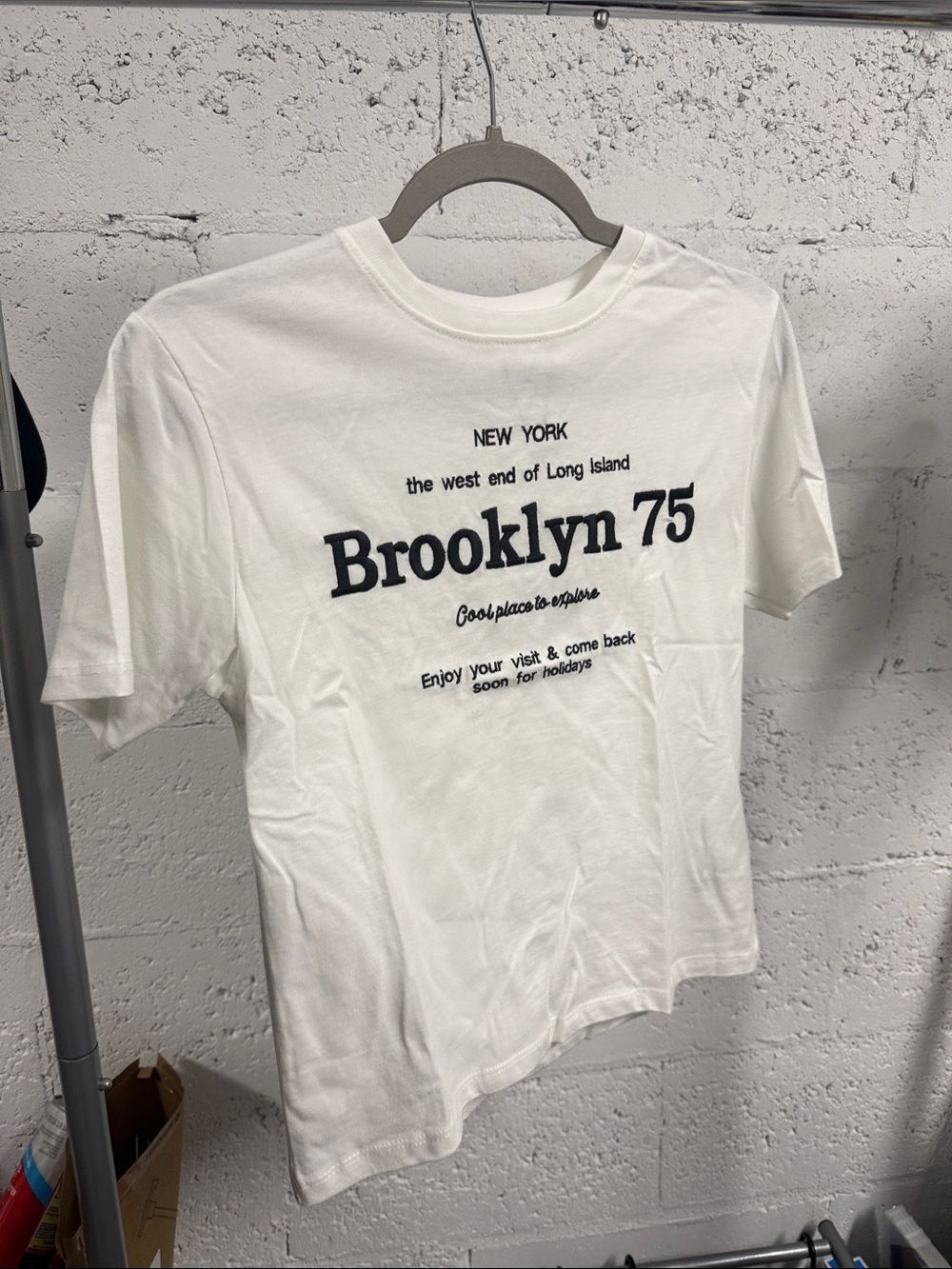Brooklyn 75 White Graphic Tee NWT Size 9-10 Brand New Kids T Shirt